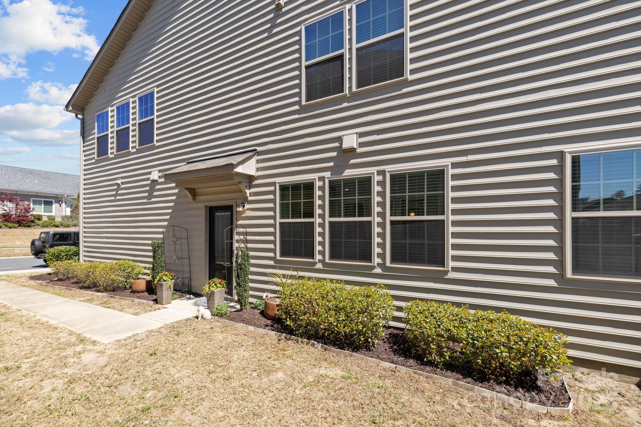 8145 English Clover Lane