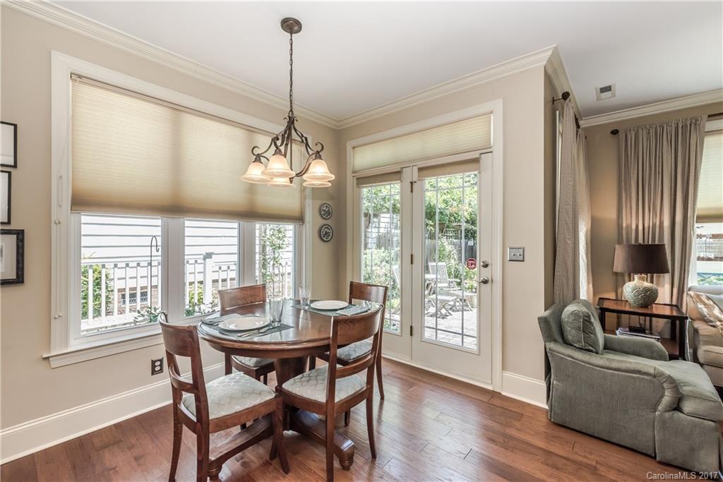 Chestnut Oaks - Residential