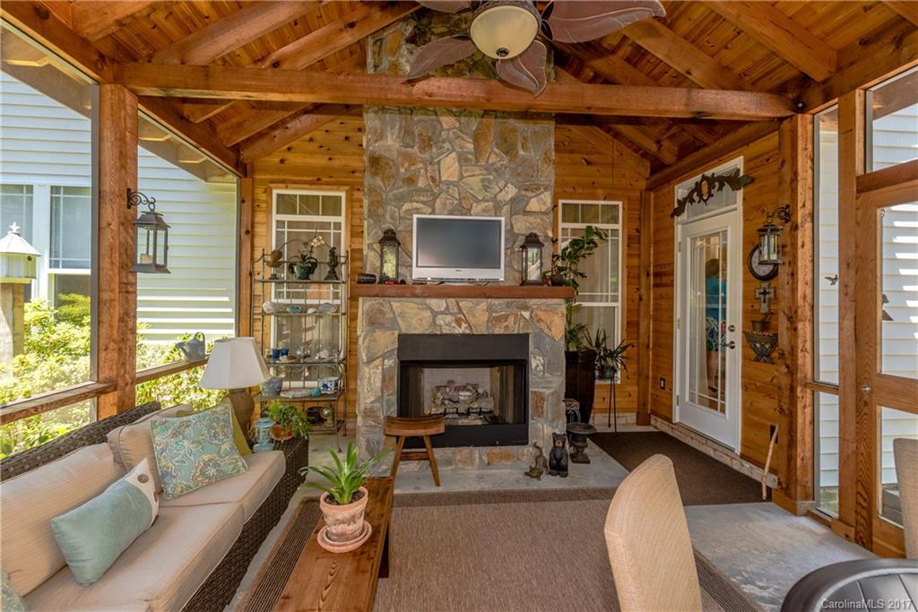 Chestnut Oaks - Residential