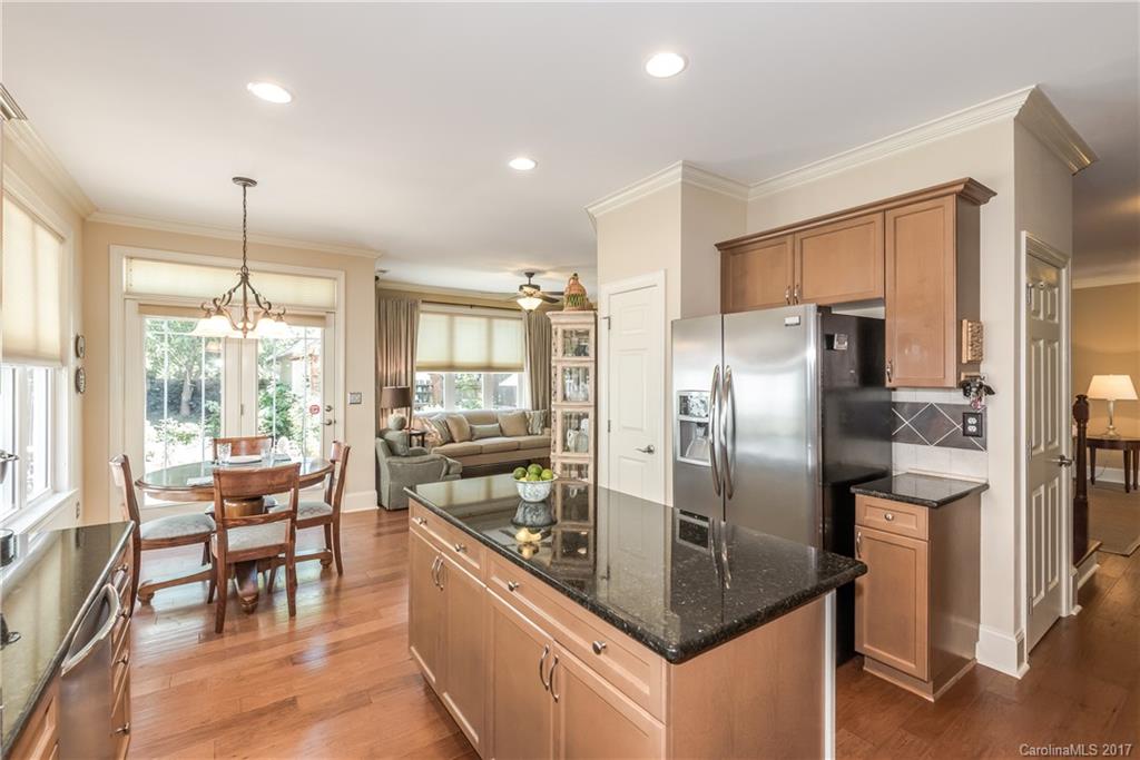 Chestnut Oaks - Residential