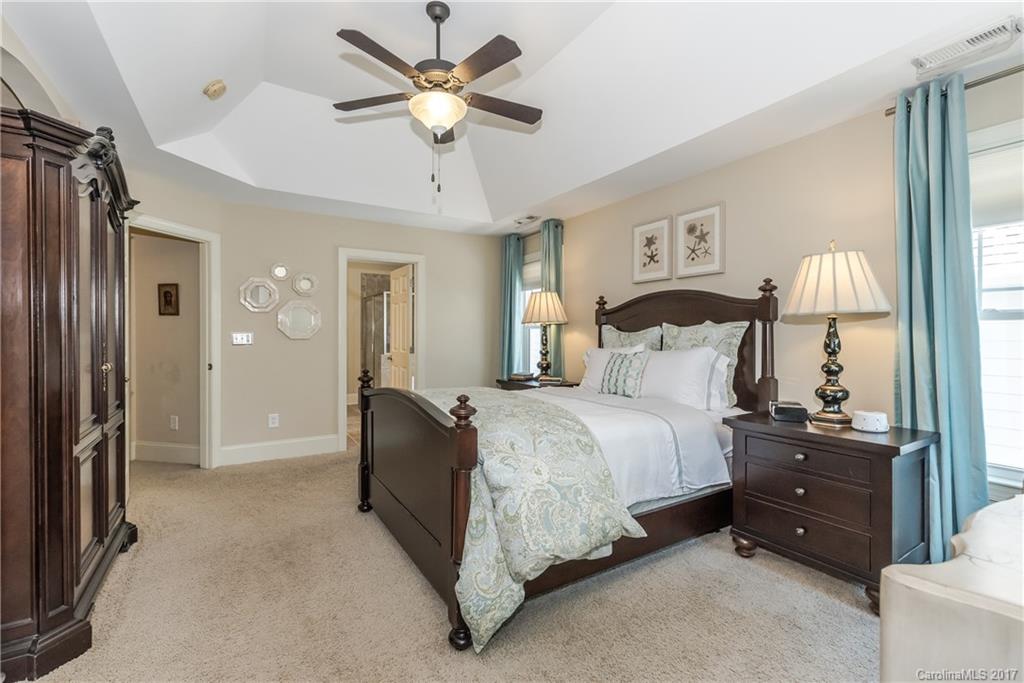 Chestnut Oaks - Residential