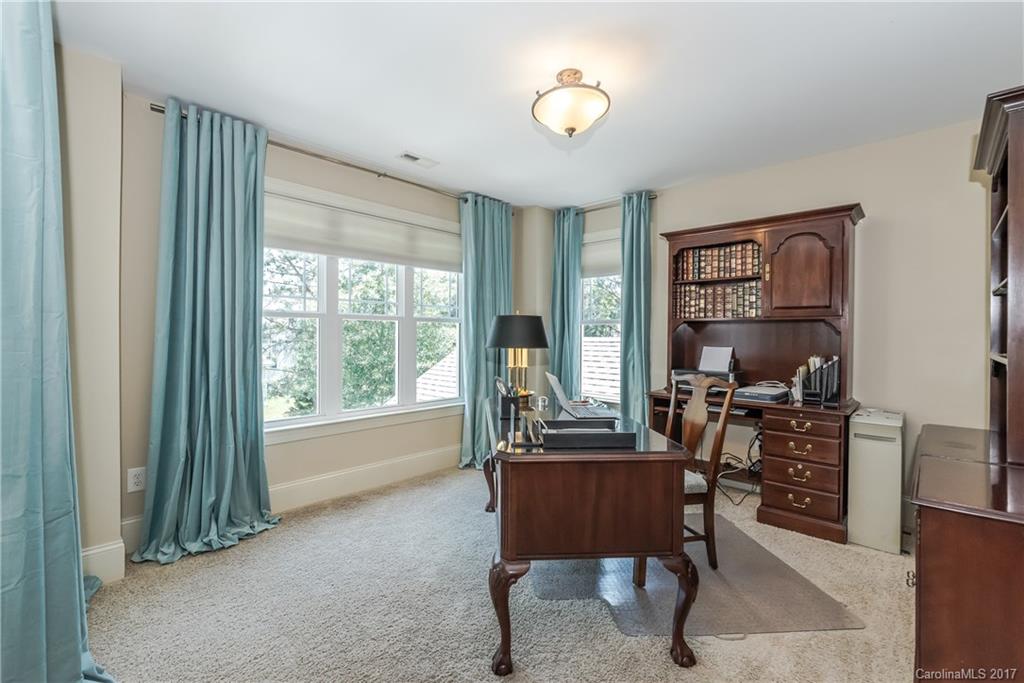 Chestnut Oaks - Residential