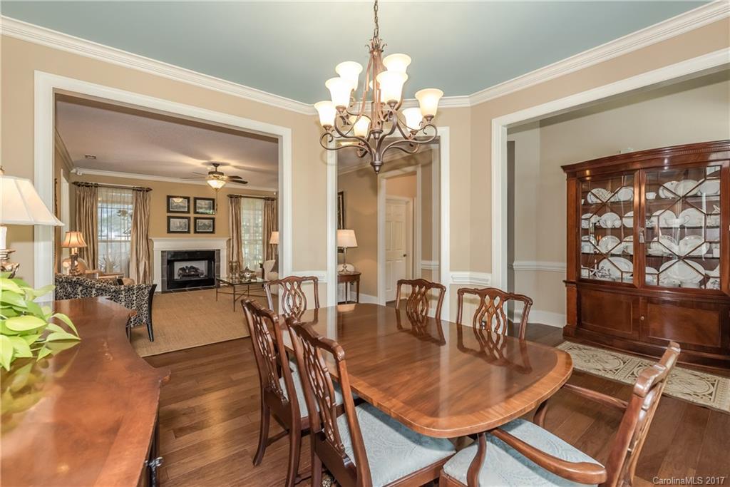 Chestnut Oaks - Residential