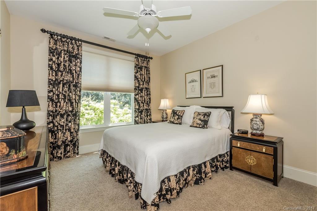 Chestnut Oaks - Residential