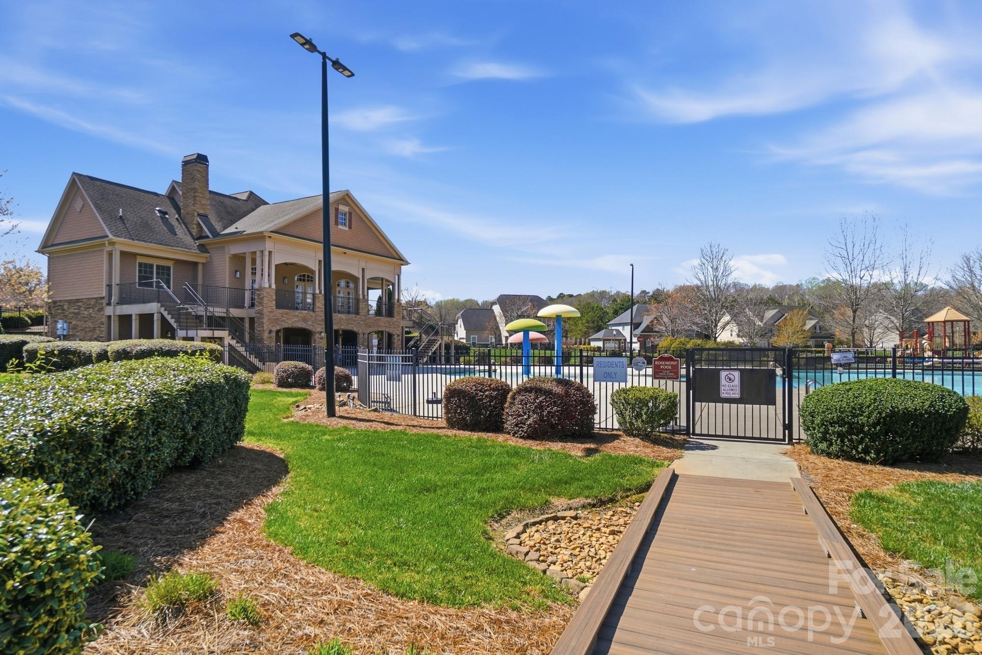 Rosemont - Residential