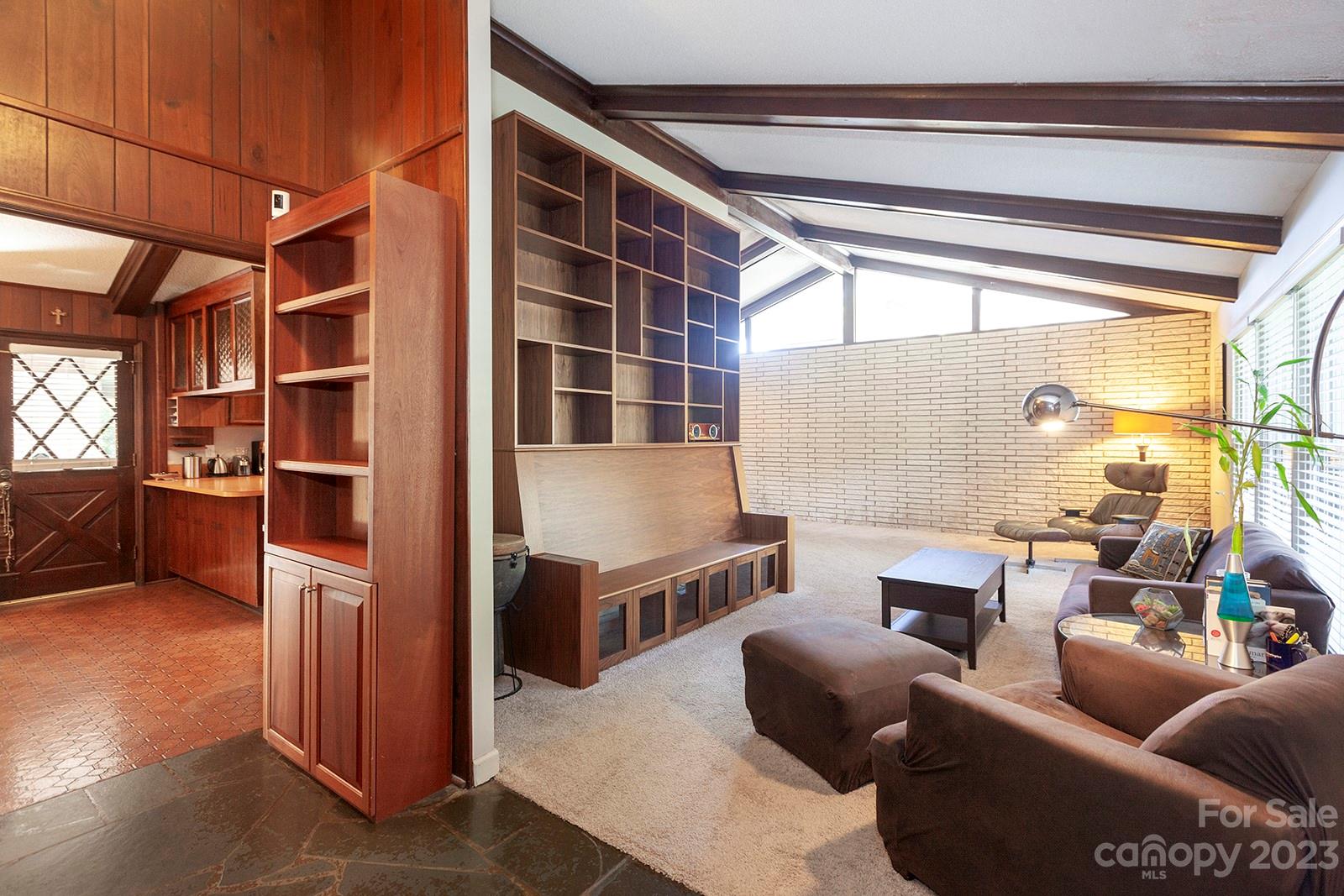 Sherwood Forest - Residential