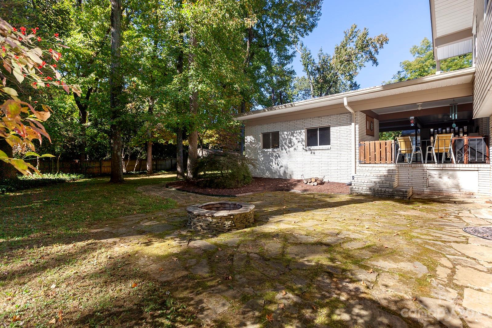 Sherwood Forest - Residential