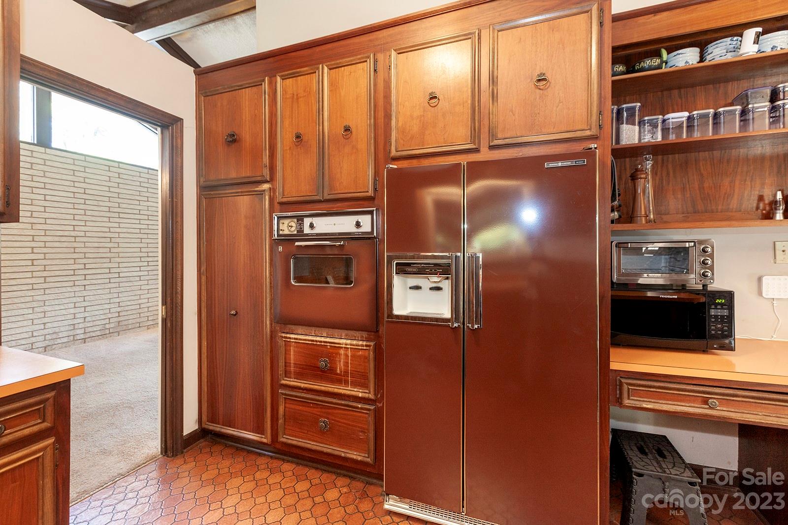 Sherwood Forest - Residential