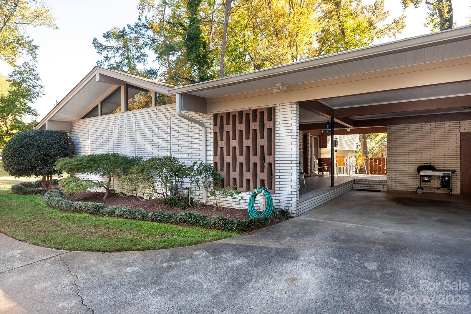 Sherwood Forest - Residential