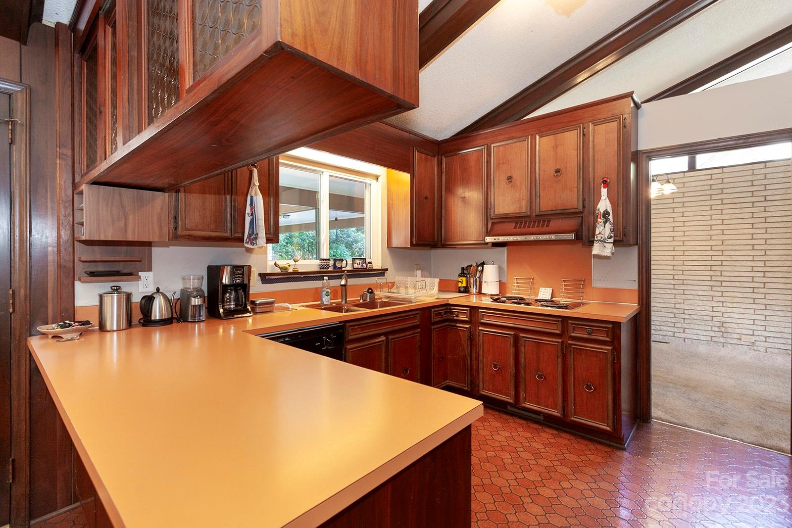 Sherwood Forest - Residential