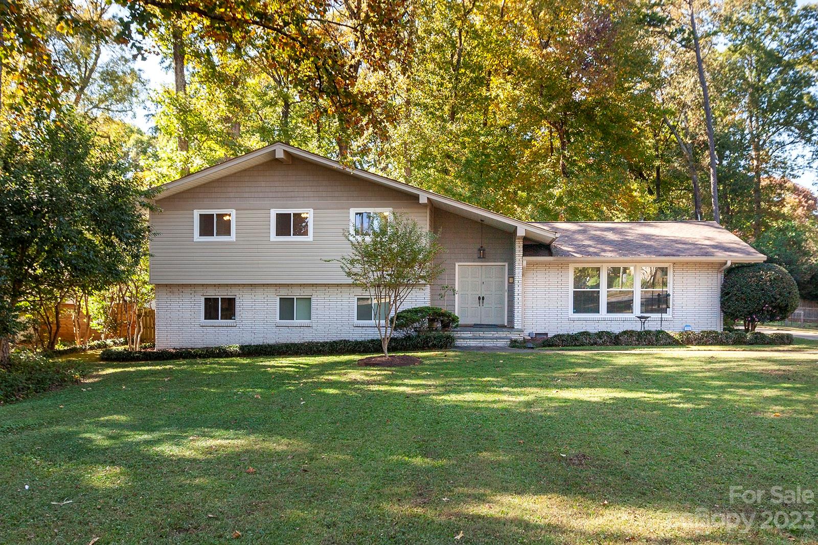 Sherwood Forest - Residential