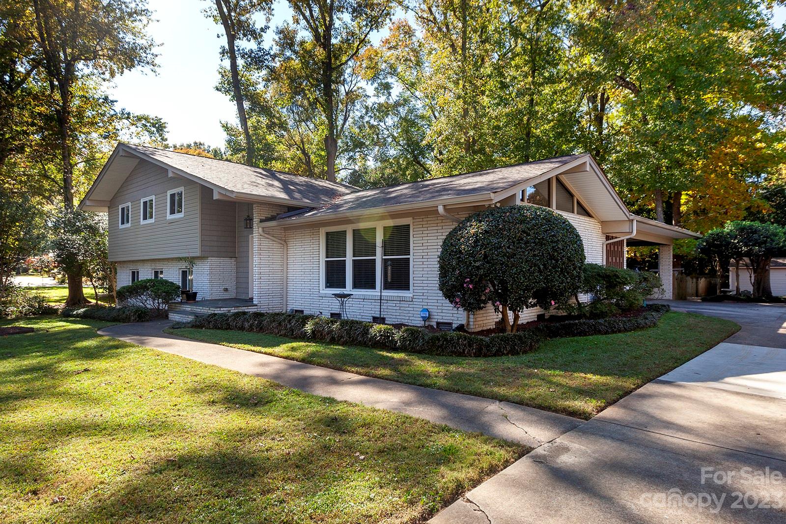 Sherwood Forest - Residential