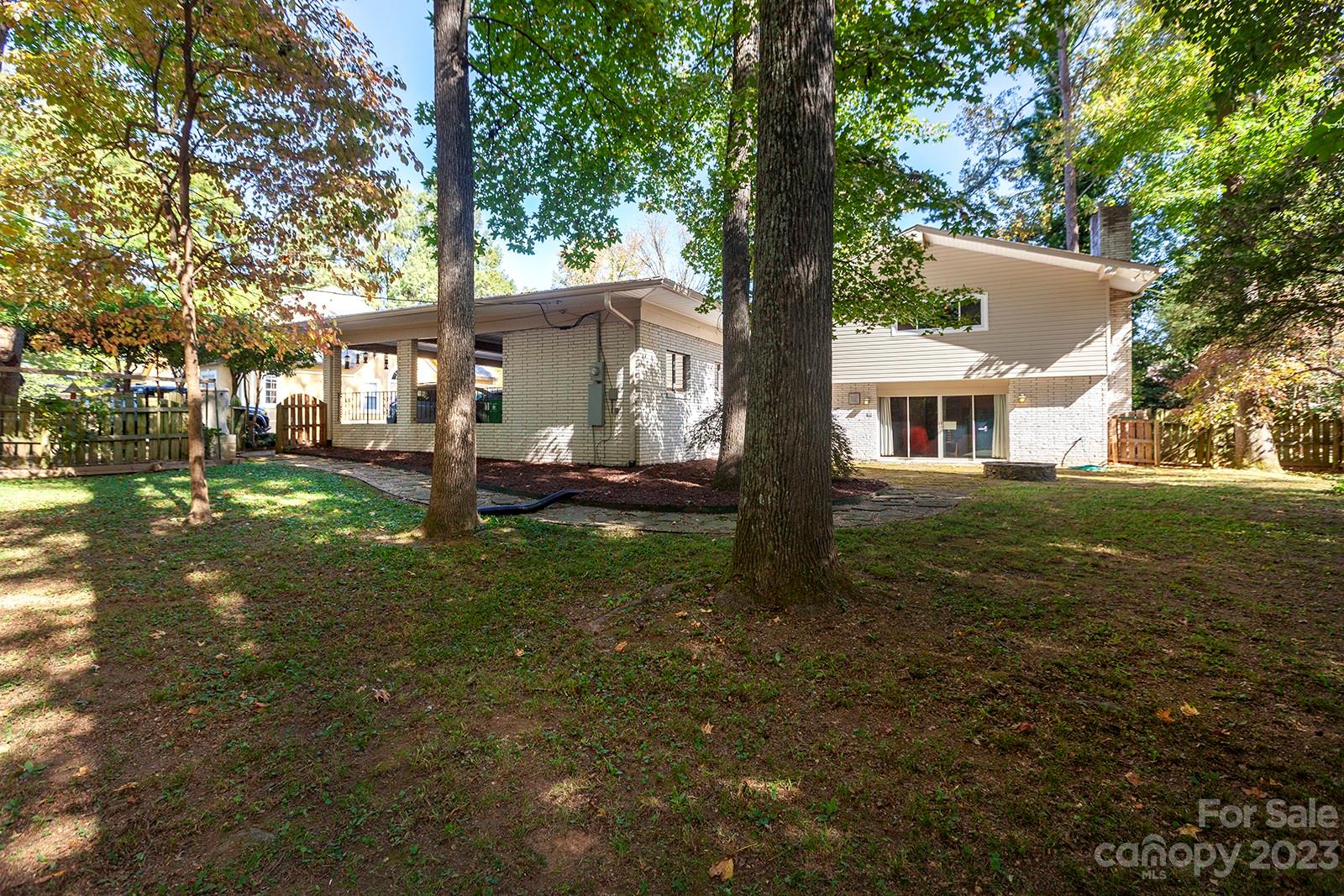 Sherwood Forest - Residential