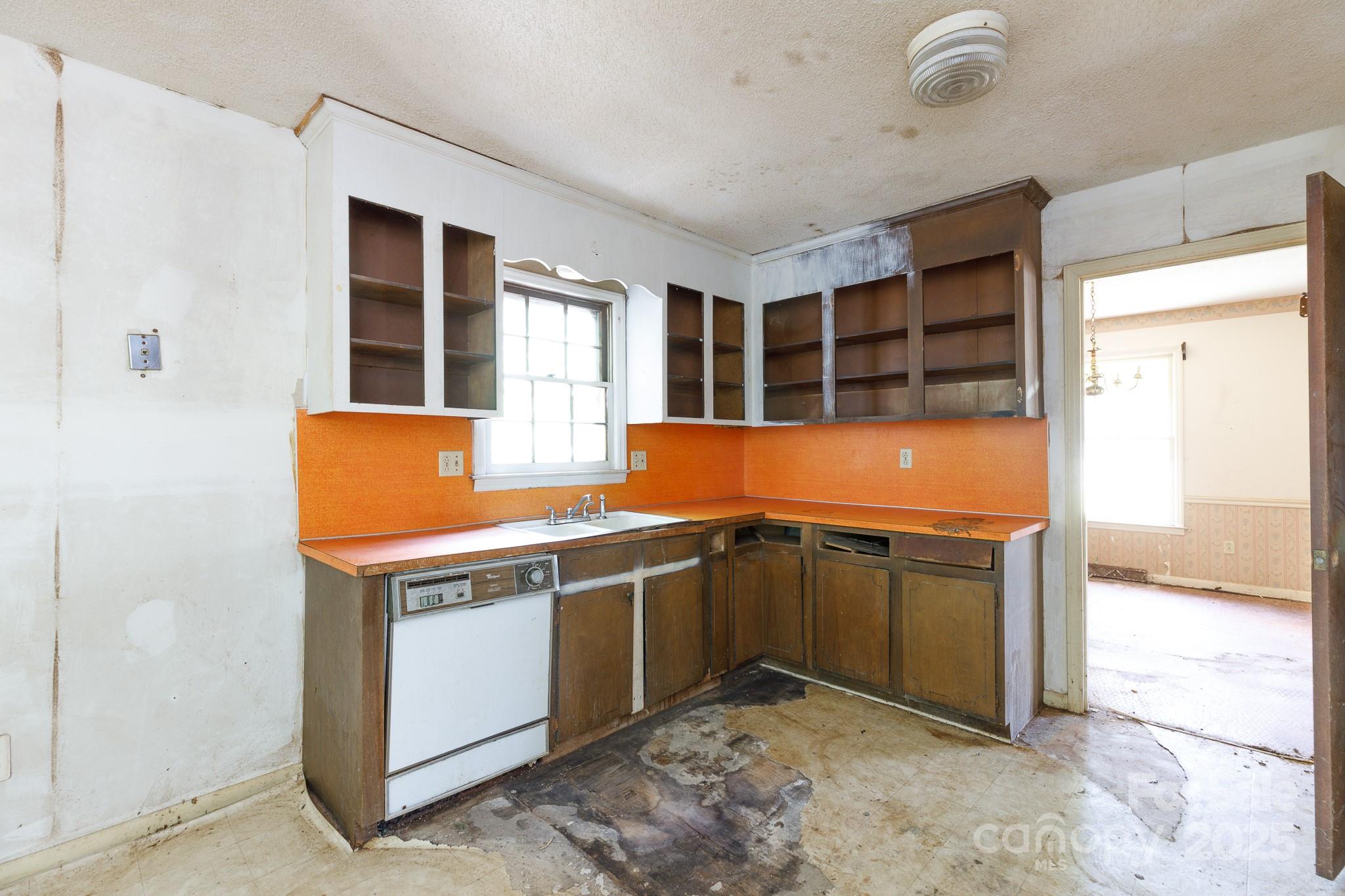 Twin Lakes - Residential