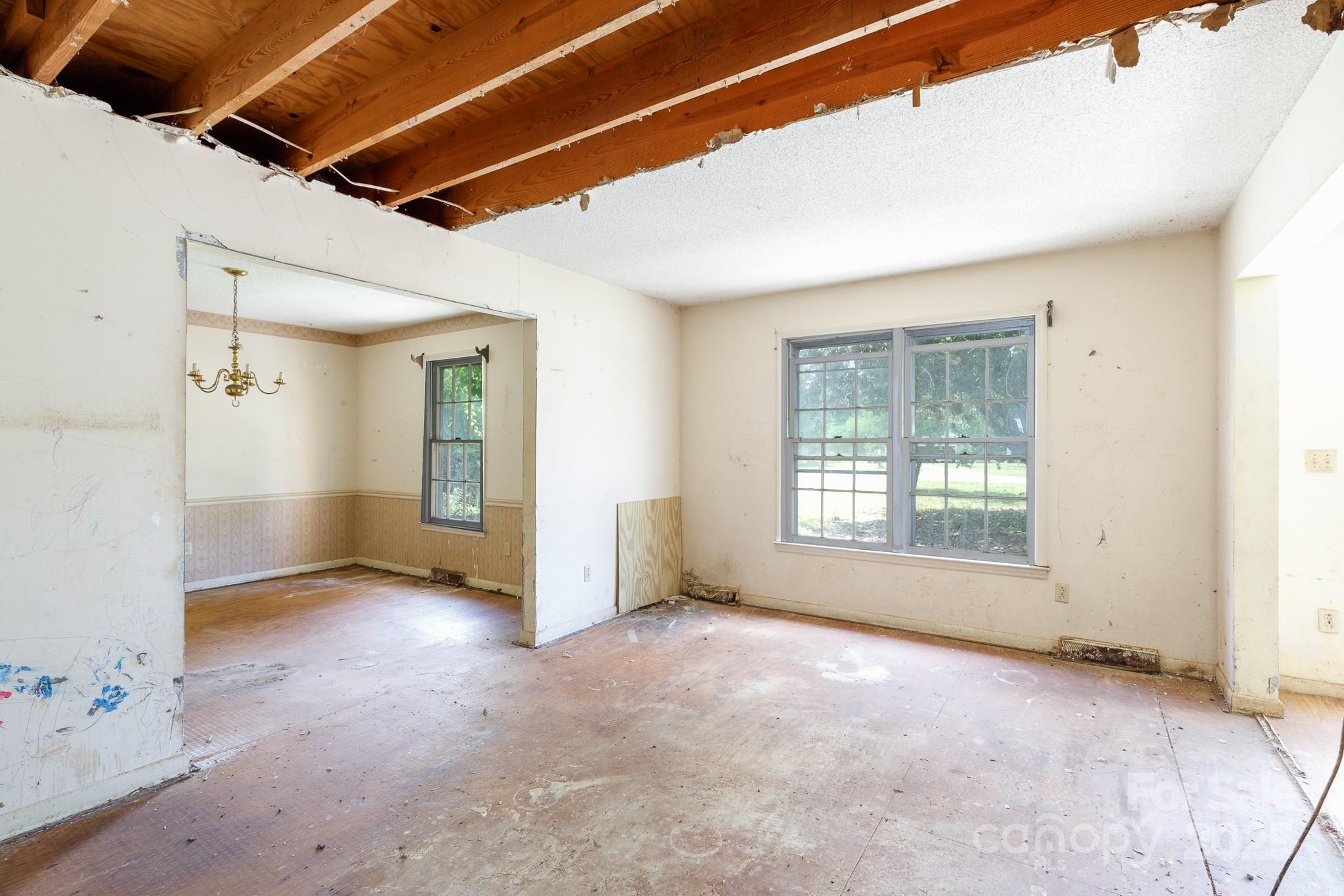 Twin Lakes - Residential