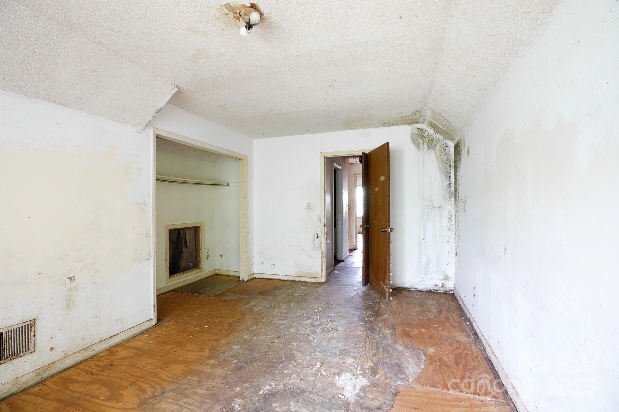 Twin Lakes - Residential