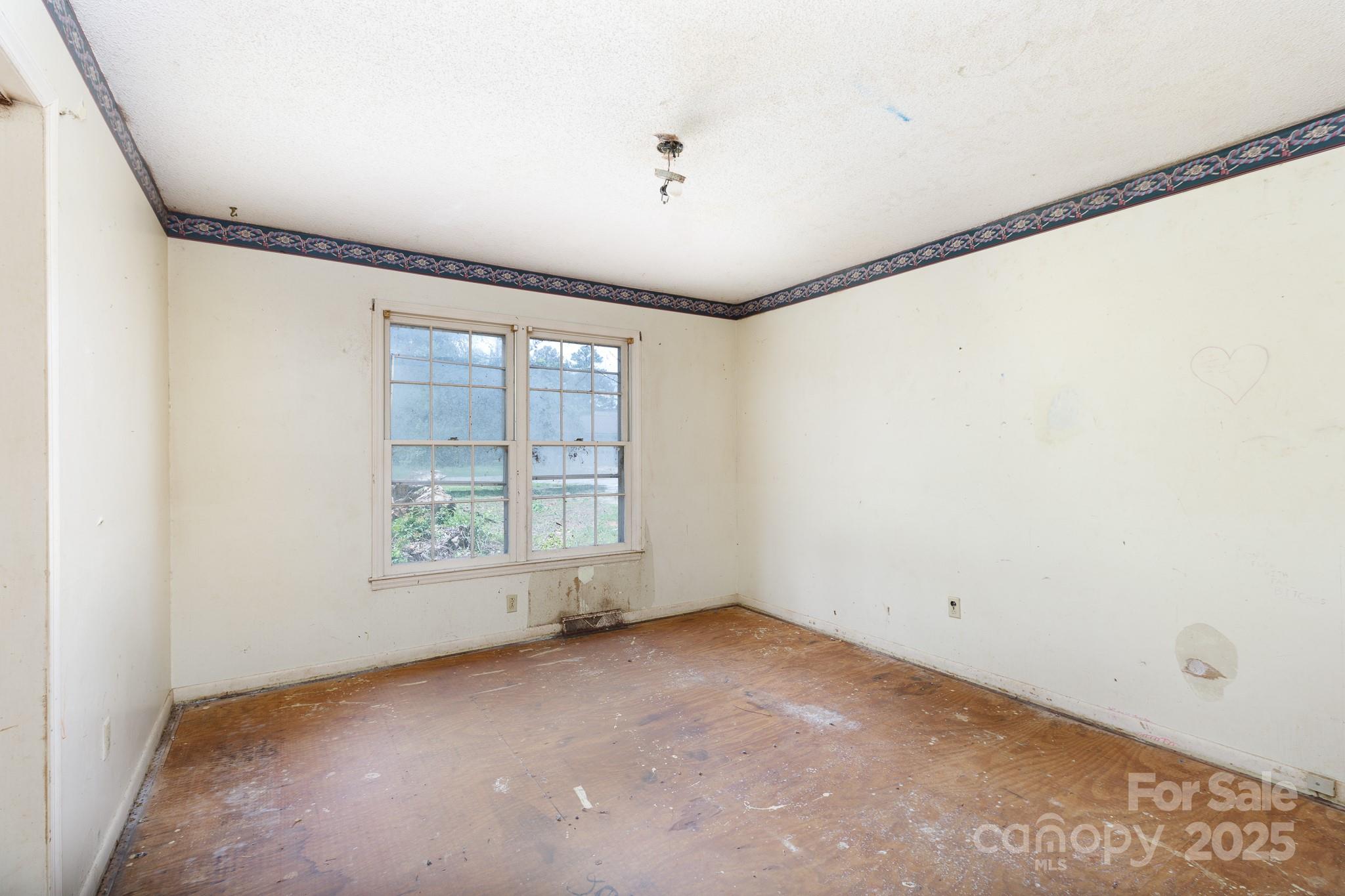 Twin Lakes - Residential