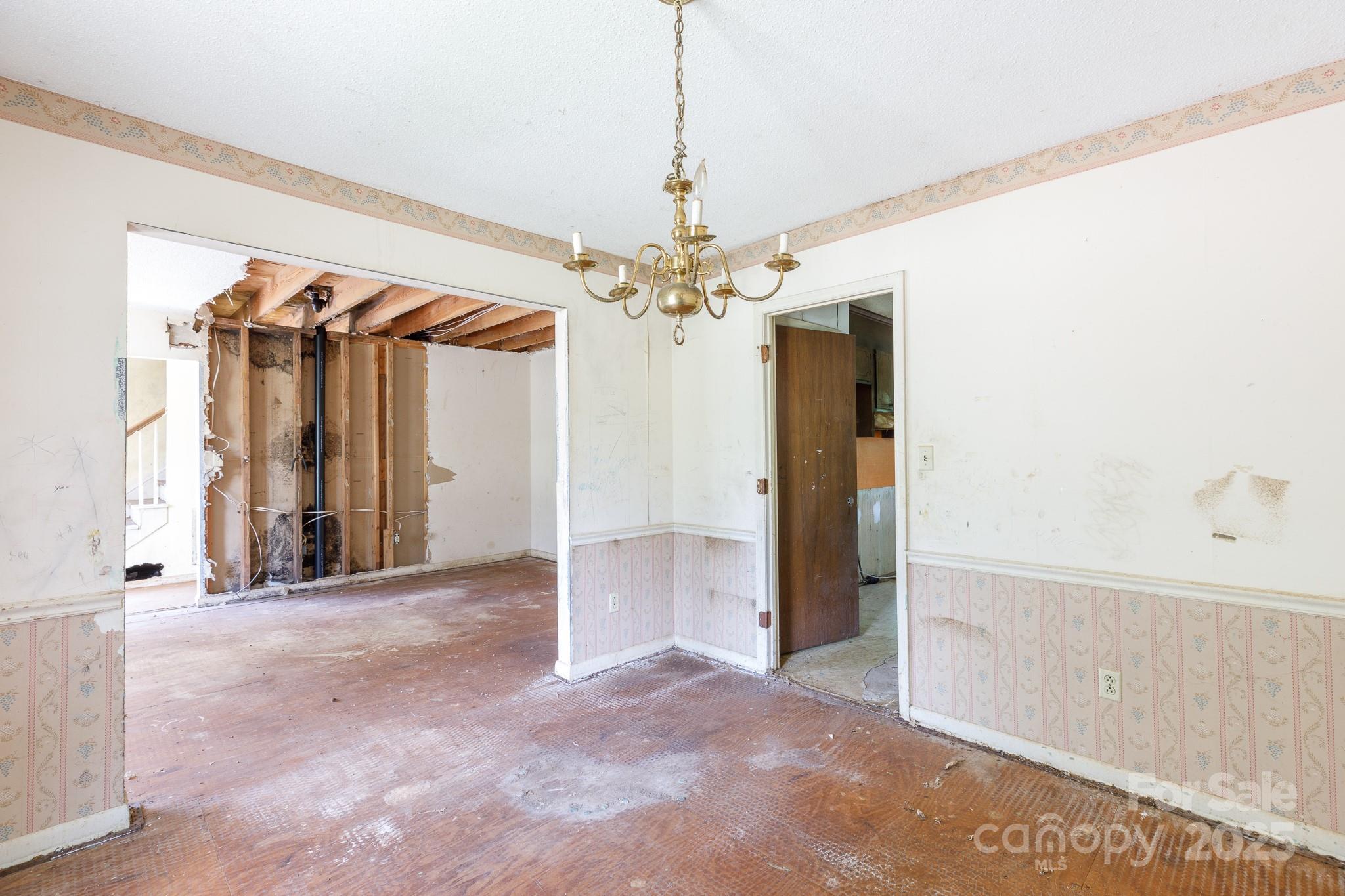 Twin Lakes - Residential