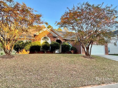 Photo of 2442 Windsor Chase Drive, Matthews, NC 28105 (MLS # 4330674)