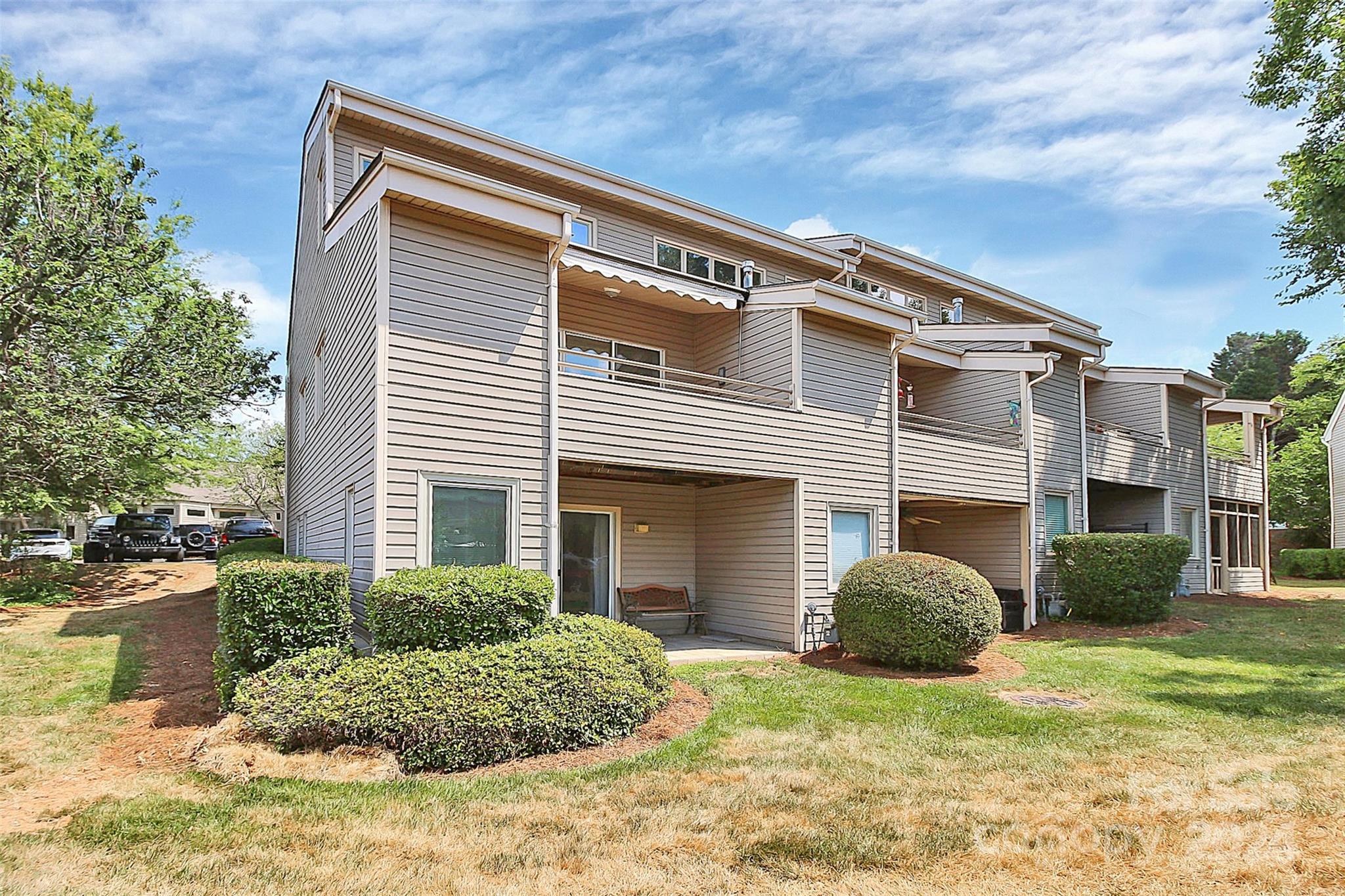 The Yachtsman - Residential