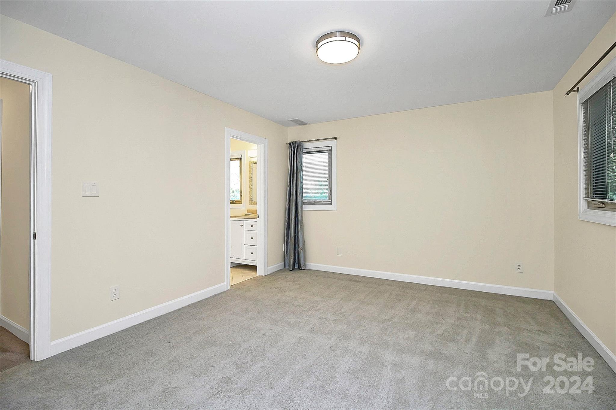 The Yachtsman - Residential