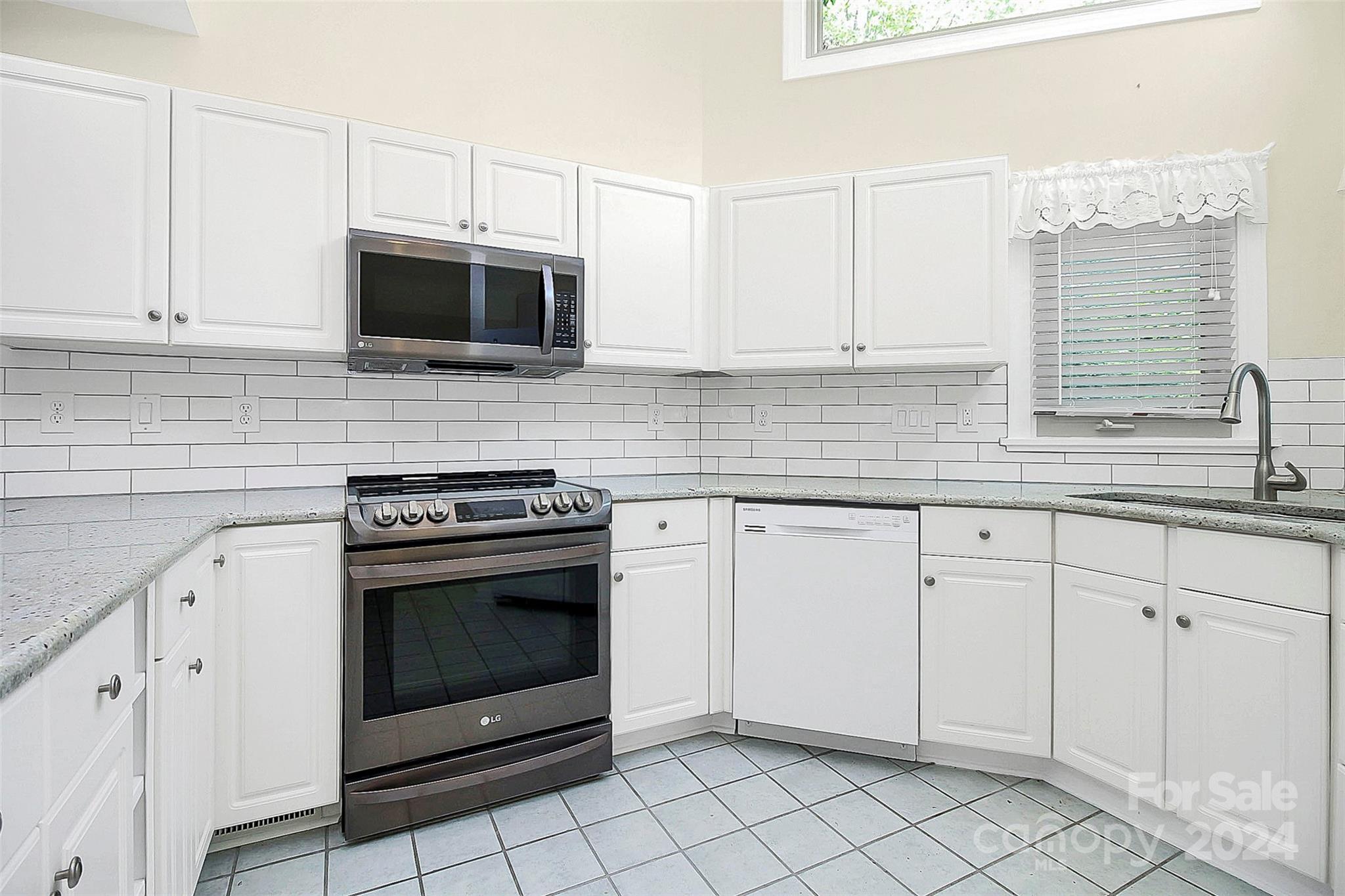 The Yachtsman - Residential