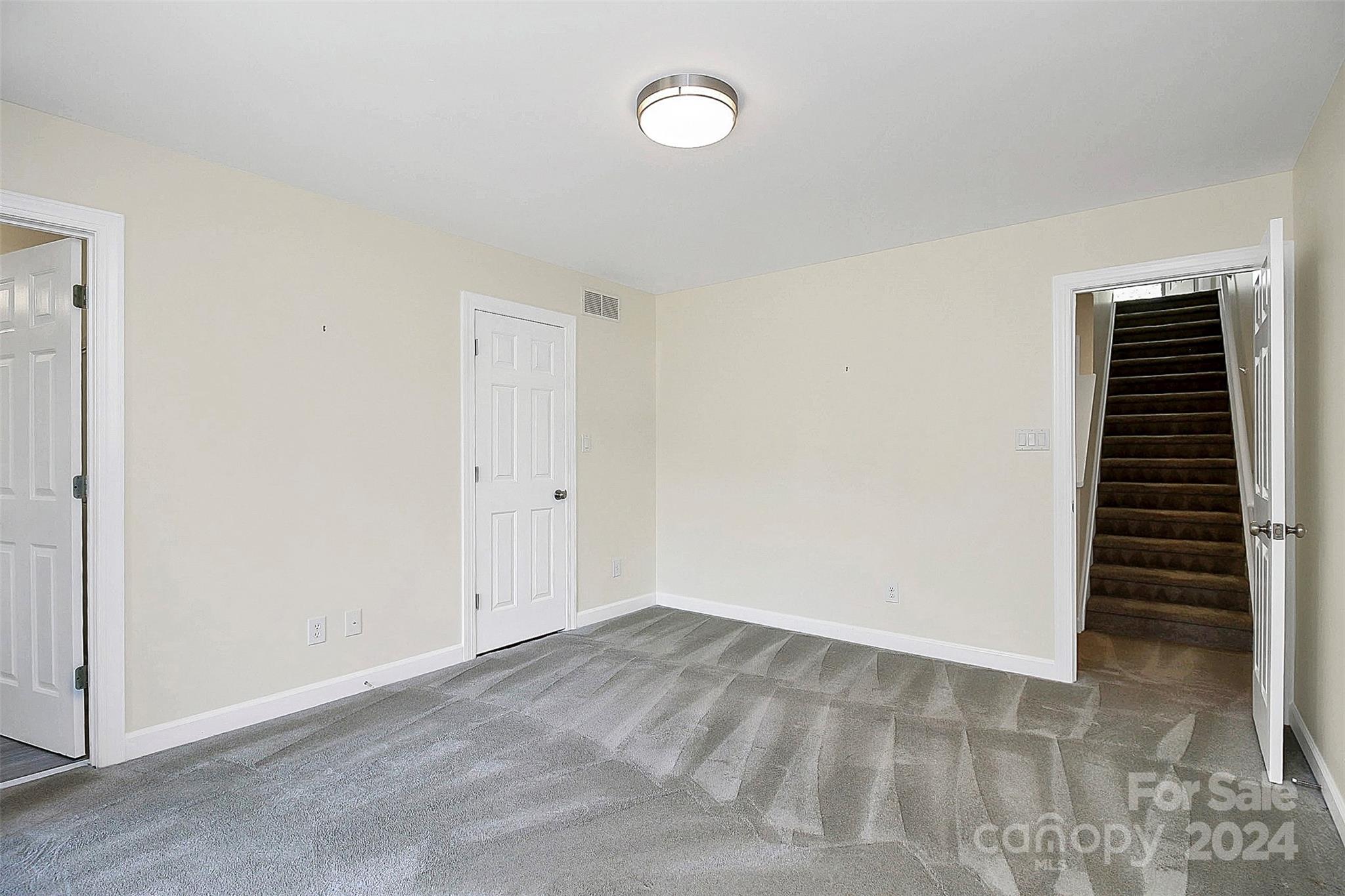 The Yachtsman - Residential