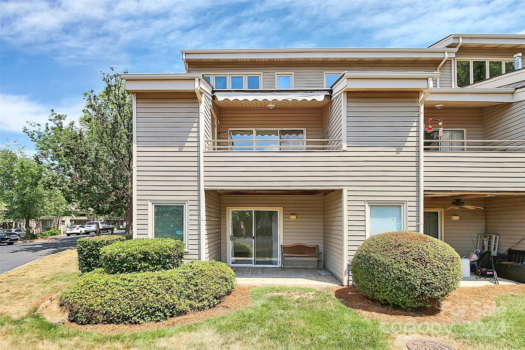 The Yachtsman - Residential