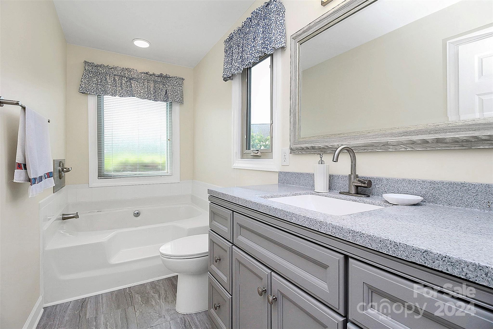 The Yachtsman - Residential