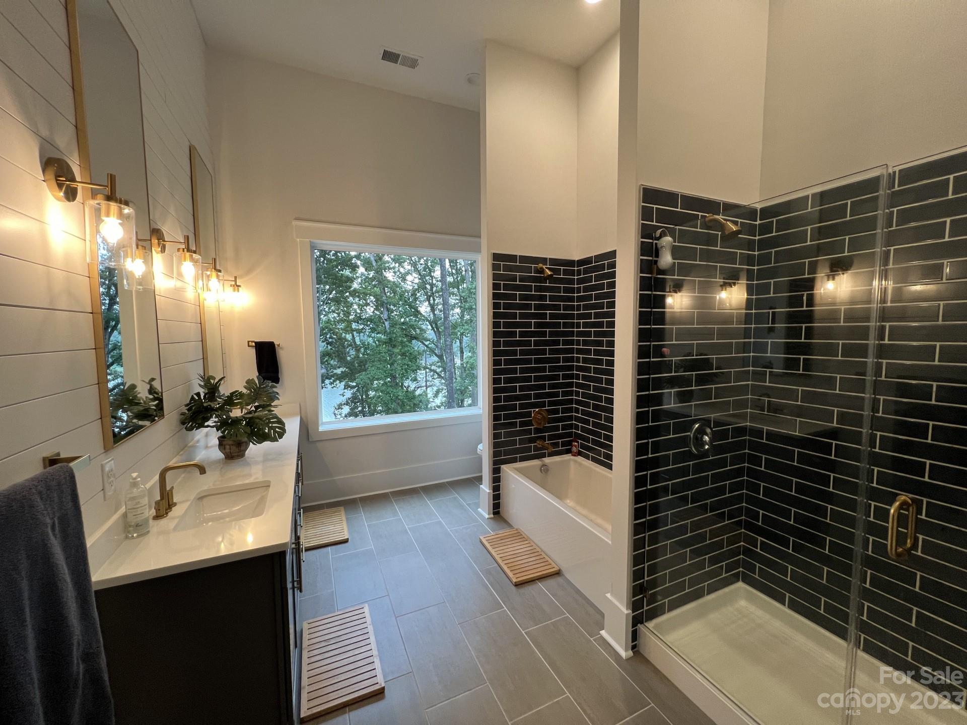 Serenity Point - Residential