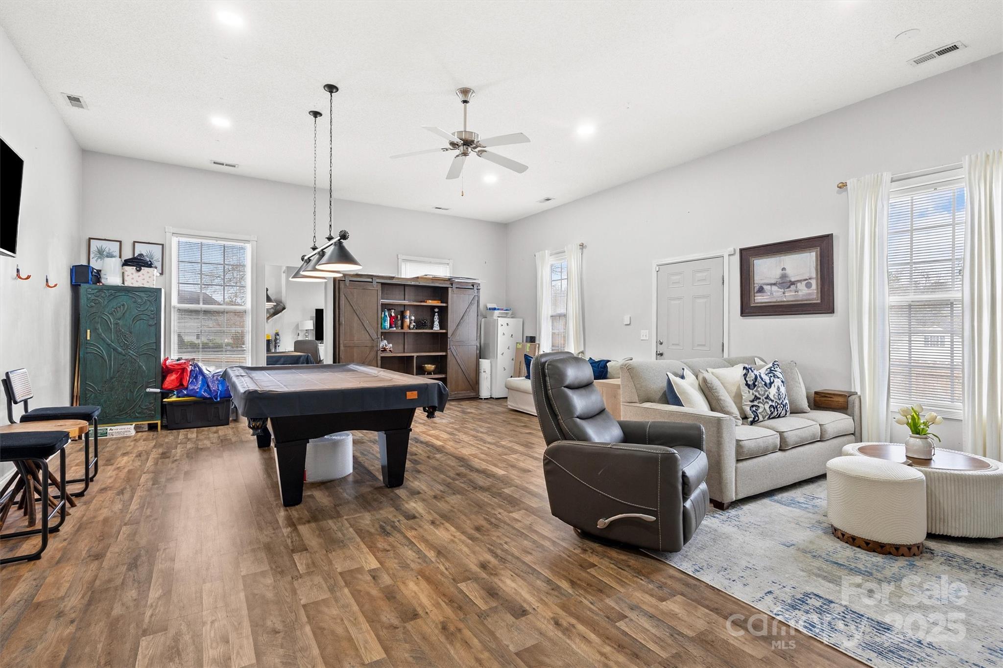 Cobblestone Village - Residential