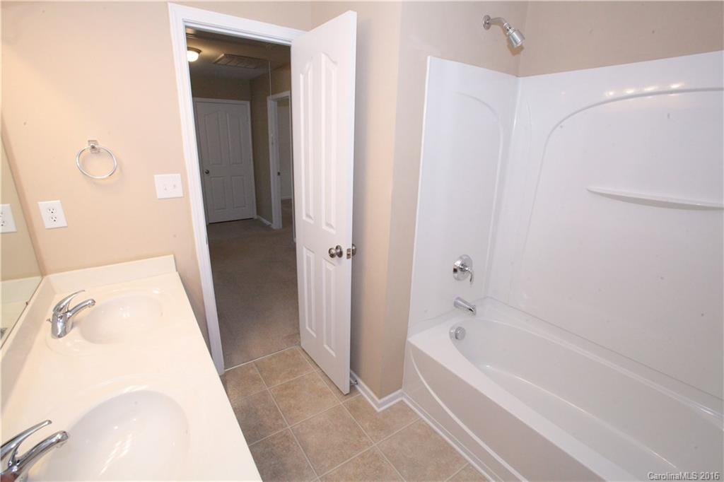 Reid Pointe - Residential