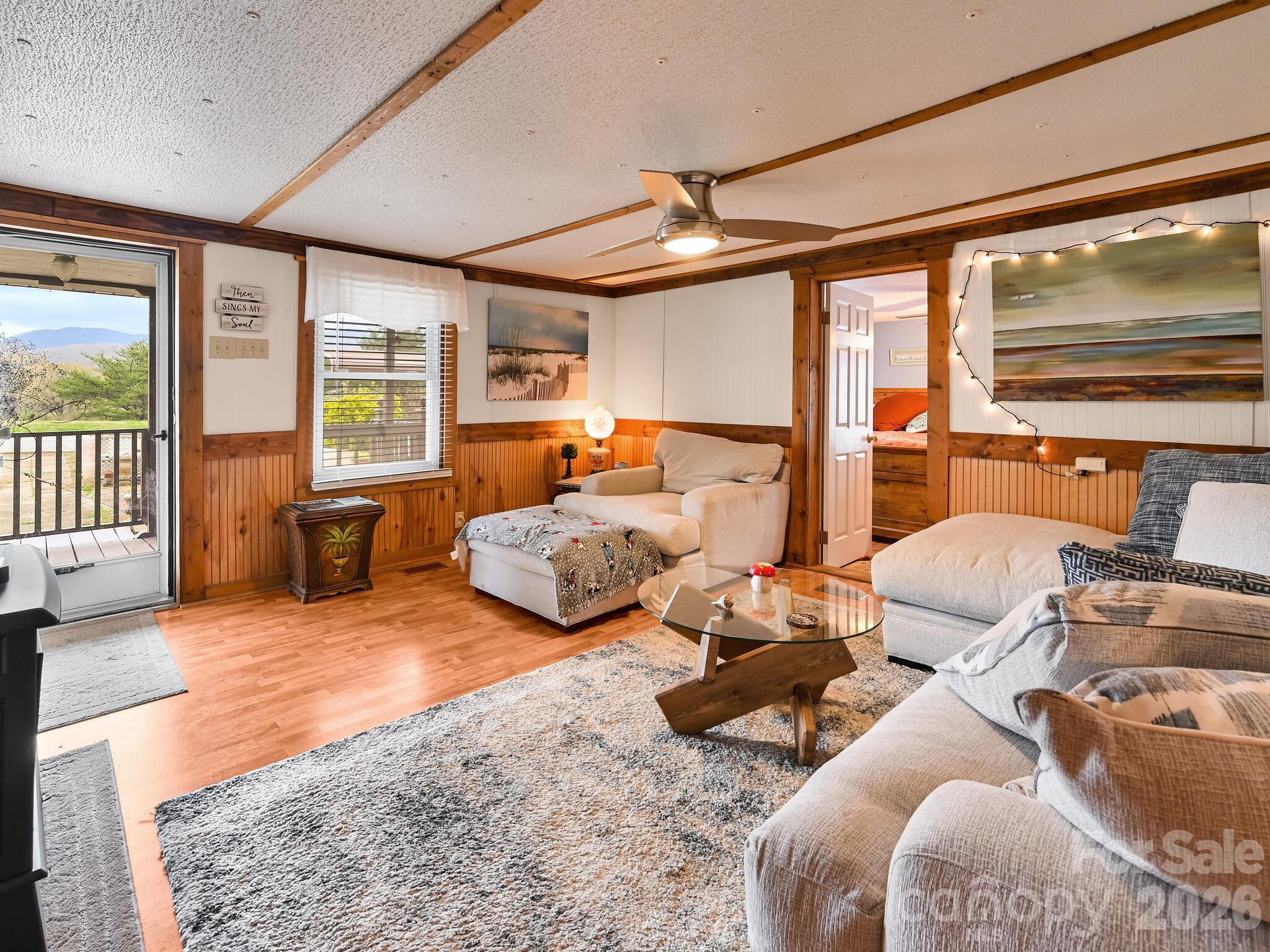 118 & 124 East Lawson Road