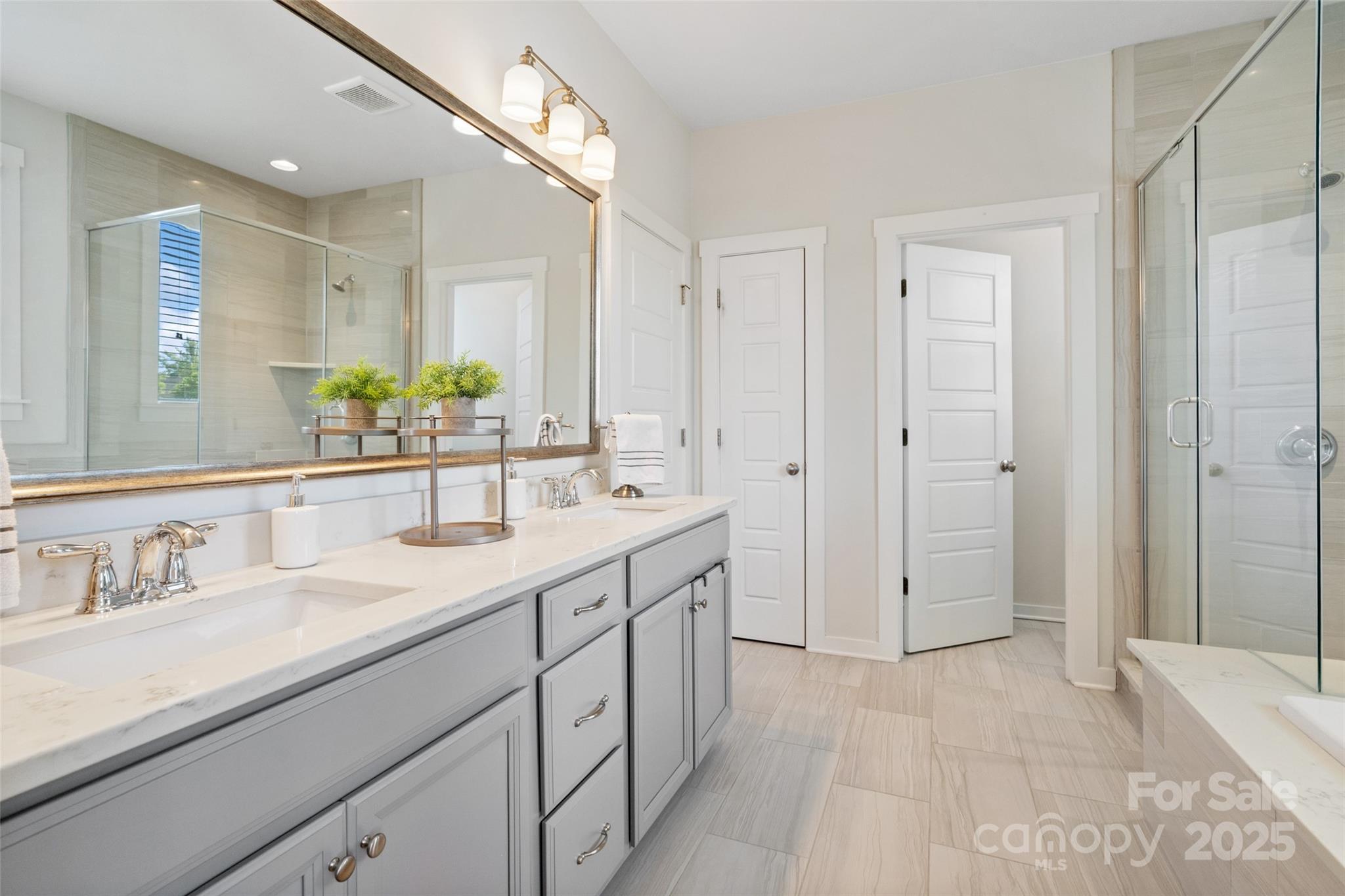 Paddlers Cove - Residential