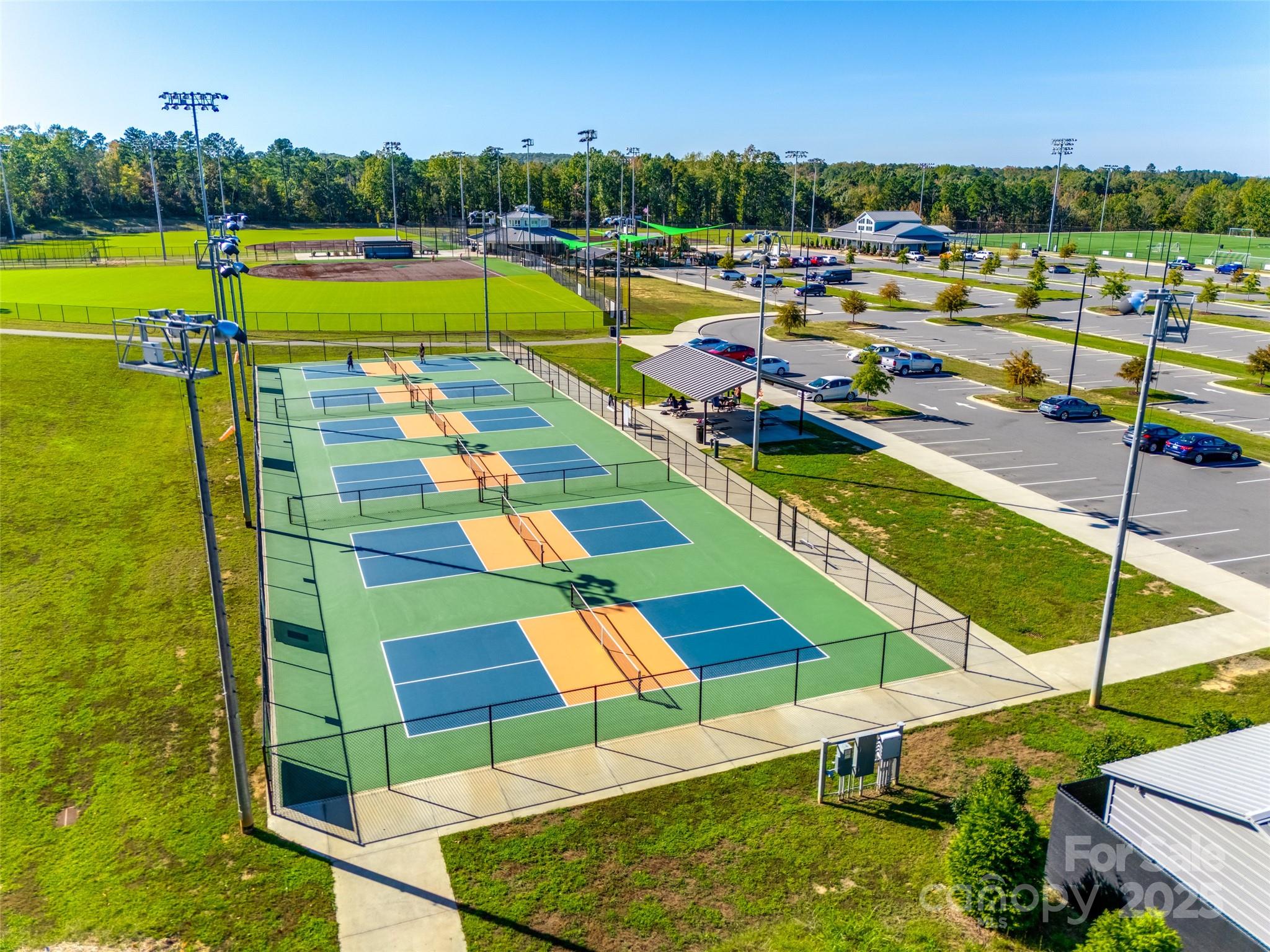 Paddlers Cove - Residential