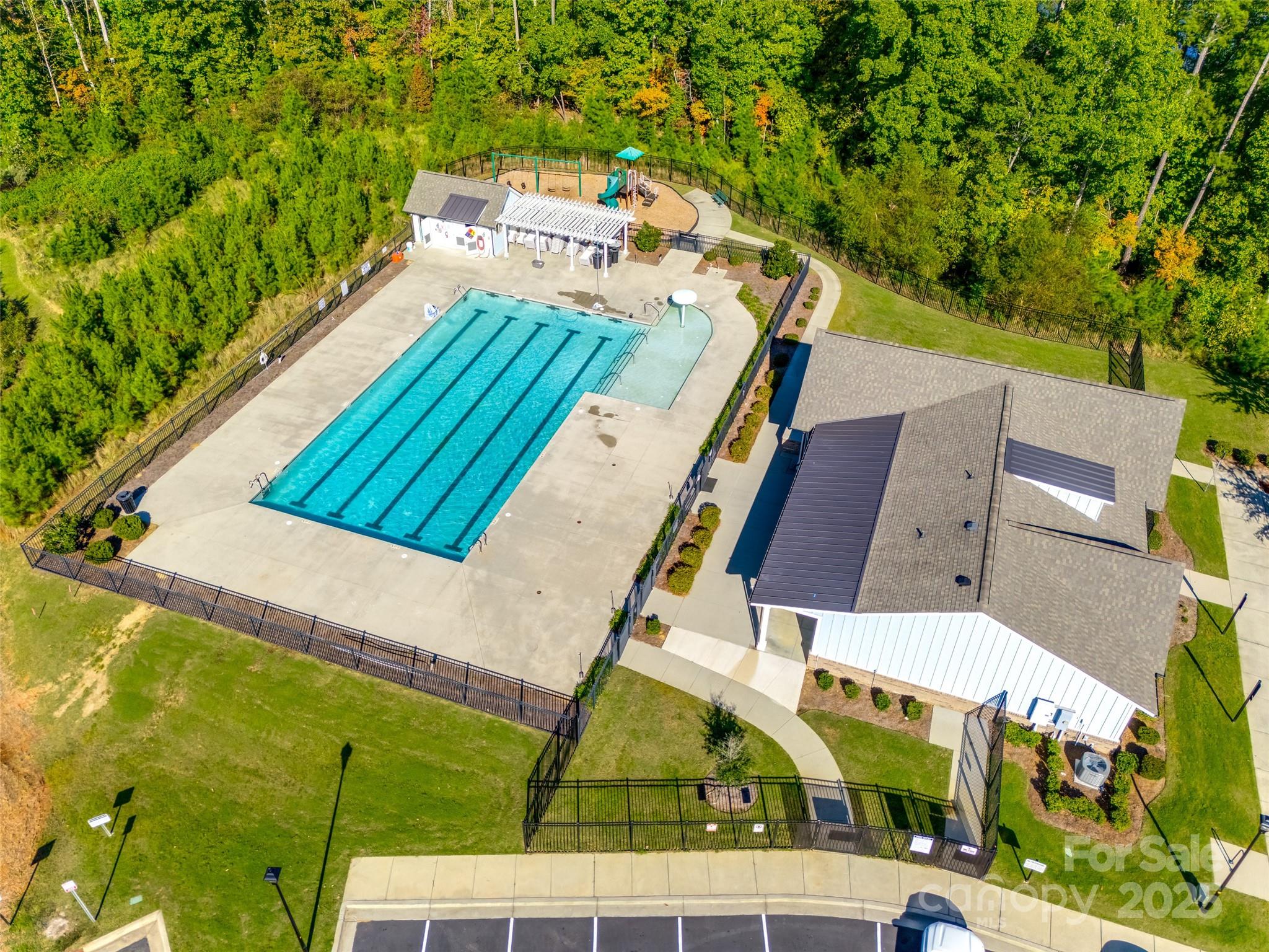 Paddlers Cove - Residential