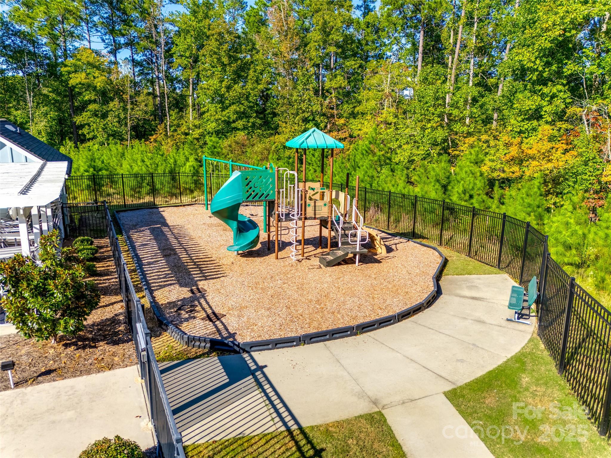 Paddlers Cove - Residential