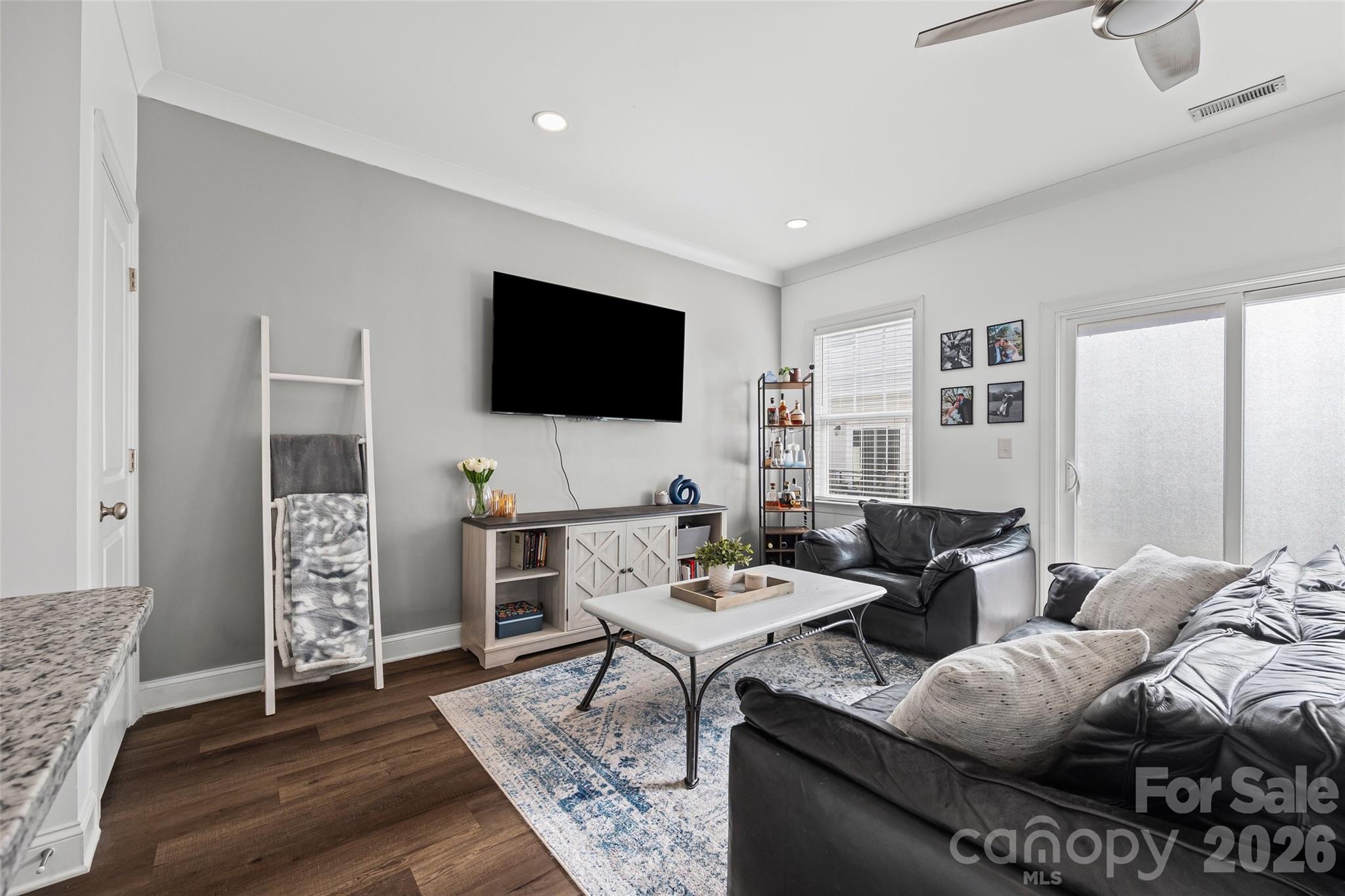 Belmont Crossing - Residential