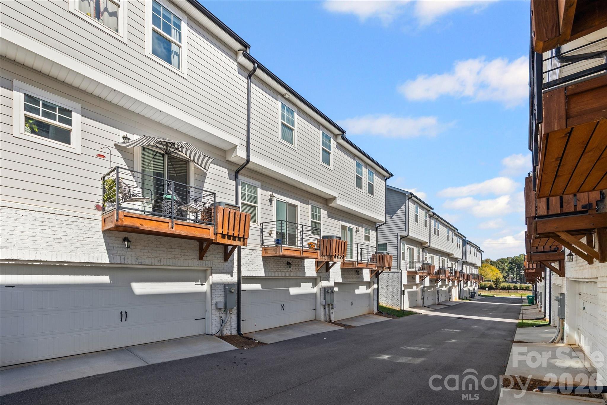 Belmont Crossing - Residential