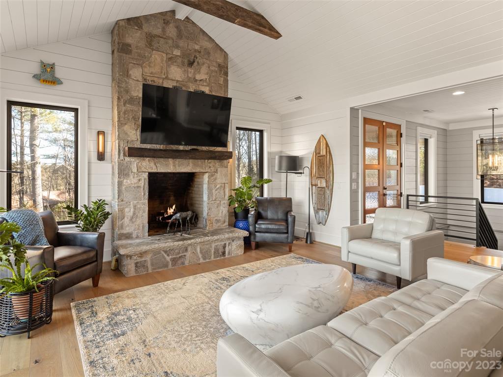 Wolf Shoals - Residential