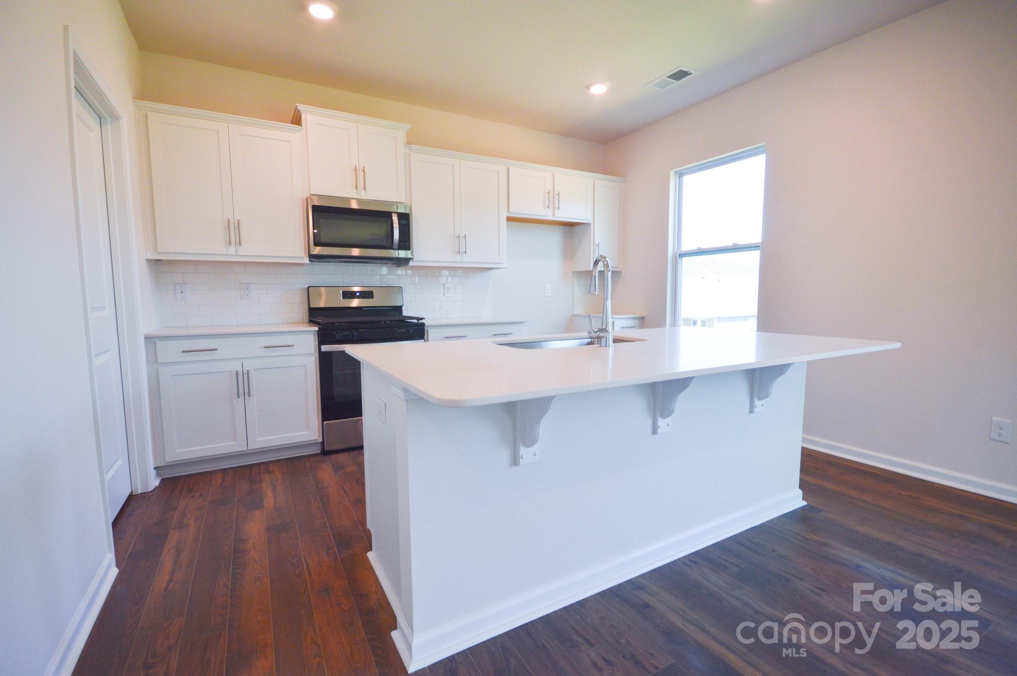 84 Farmwood Trail
