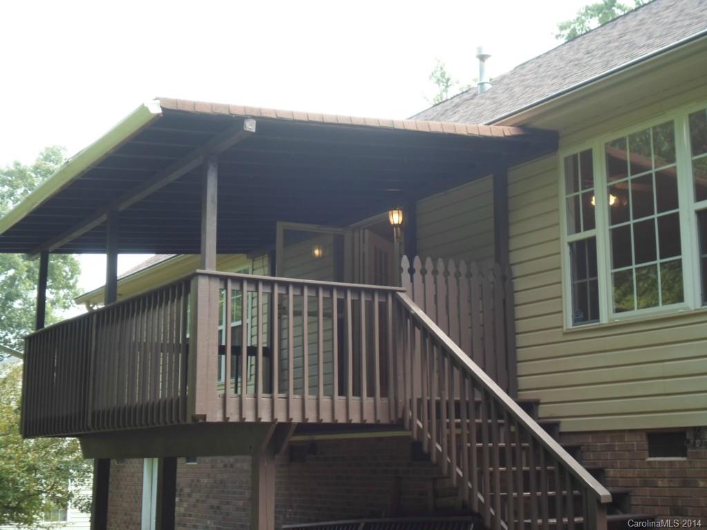 Mountain Manor - Residential