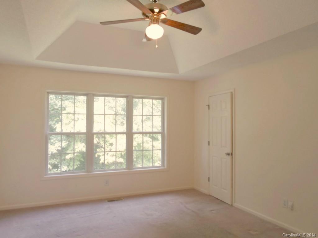 Mountain Manor - Residential