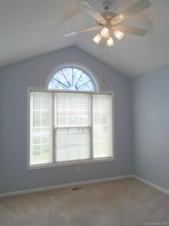 Mountain Manor - Residential