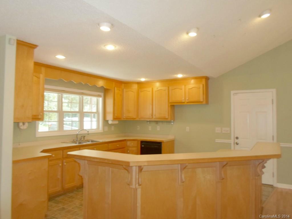 Mountain Manor - Residential