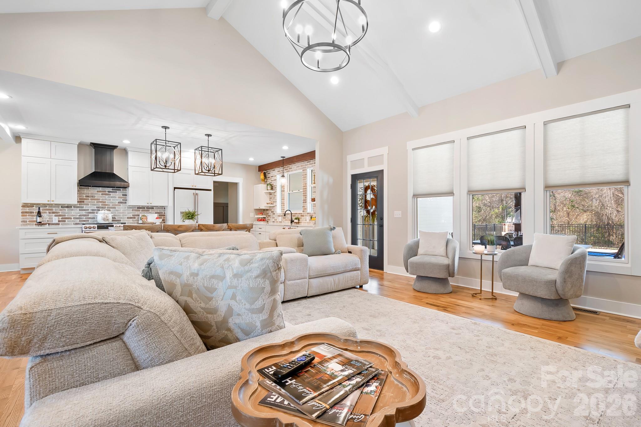 Lincoln Estates - Residential