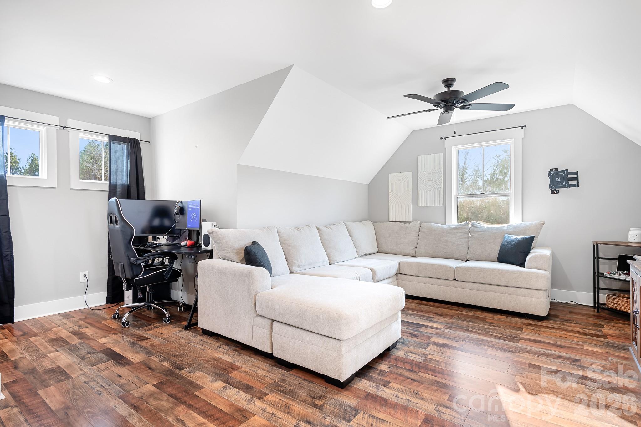 Lincoln Estates - Residential