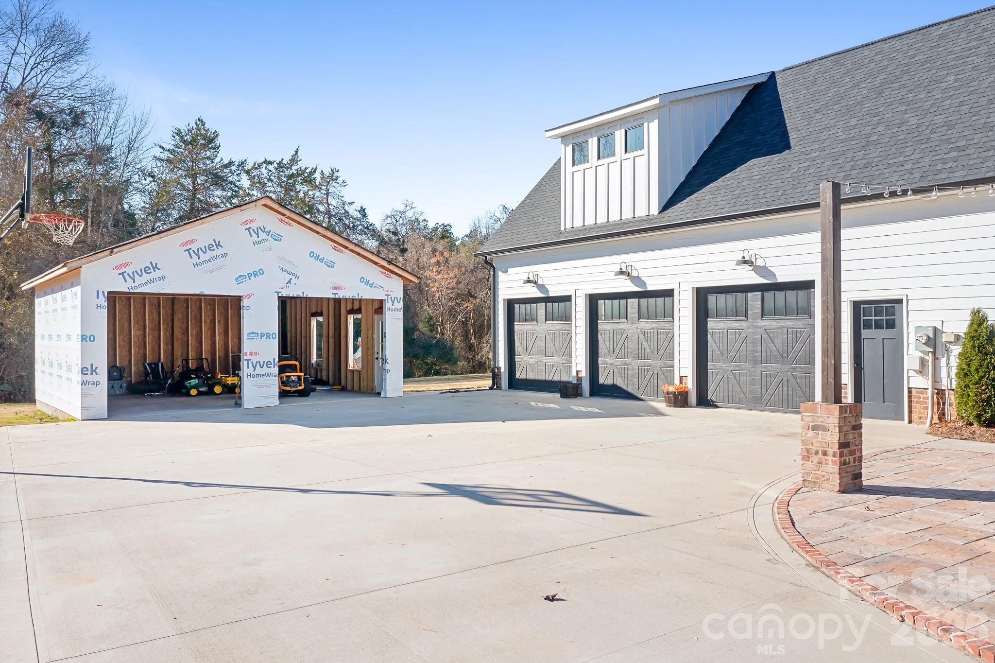 Lincoln Estates - Residential