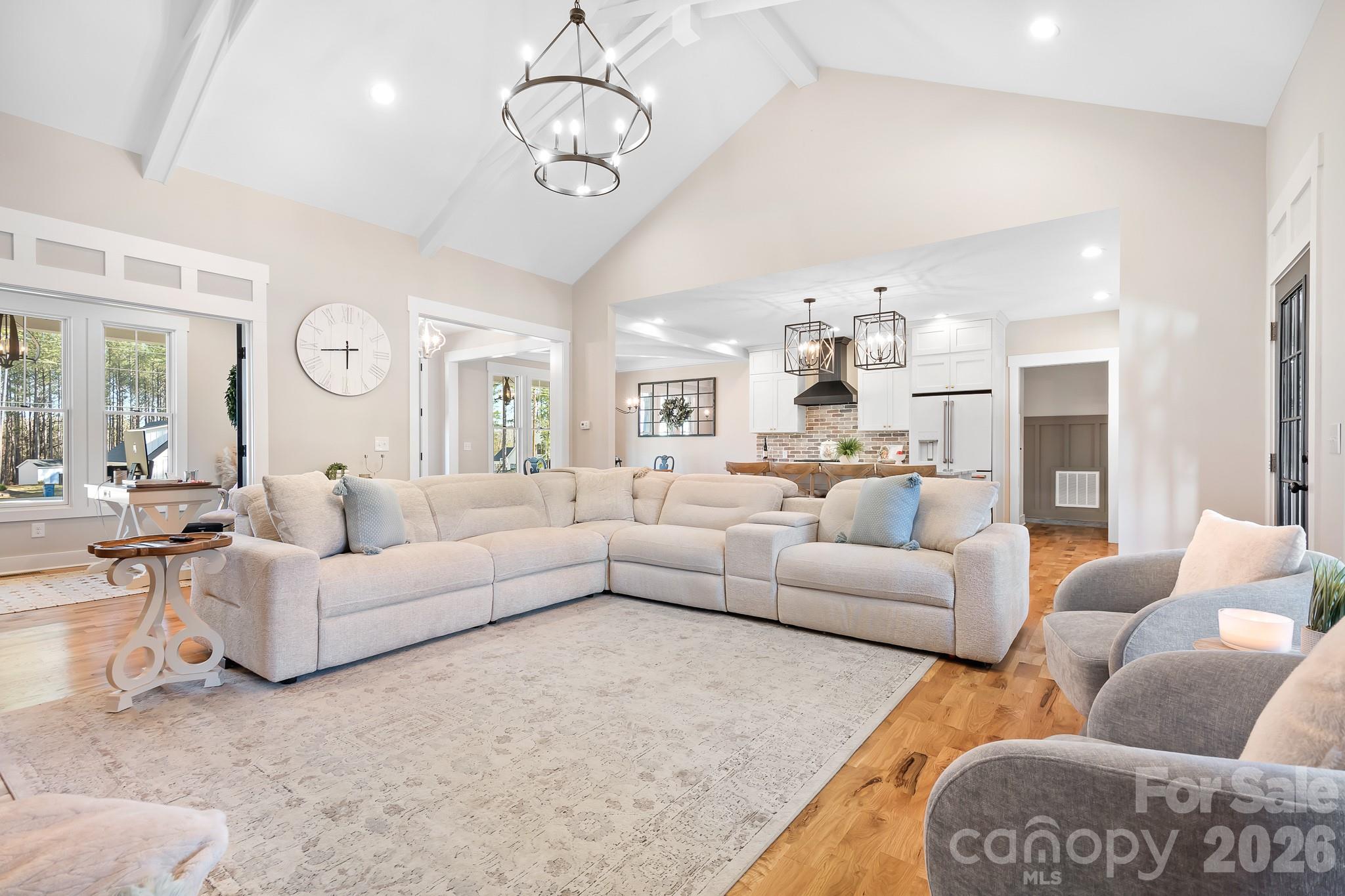 Lincoln Estates - Residential