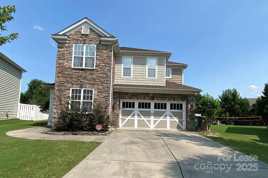 Executive Ballantyne Area Home for rent in desirable Stone Creek Ranch. Over 2700 sq feet with 4 bedrooms, 2.5 baths, office, living room on main level, Extra Large 2 car garage. private patio, Hardwoods on main level, fireplace in great room, formal dining area, Big owners sweet with walk in closet. Open kitchen area with granite counters, lots of cabinets and counter space, breakfast area. Private back yard. Great schools. Neighborhood amenities include pool and playground. Washer and dryer included. Close to I485, shopping and restaurants. Washer and dryer is complementary only.